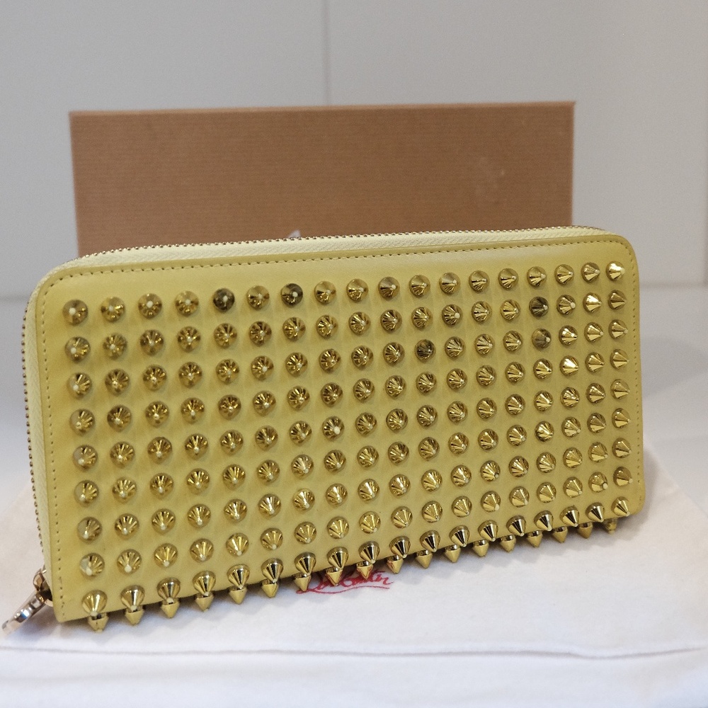Christian Louboutin Panettone